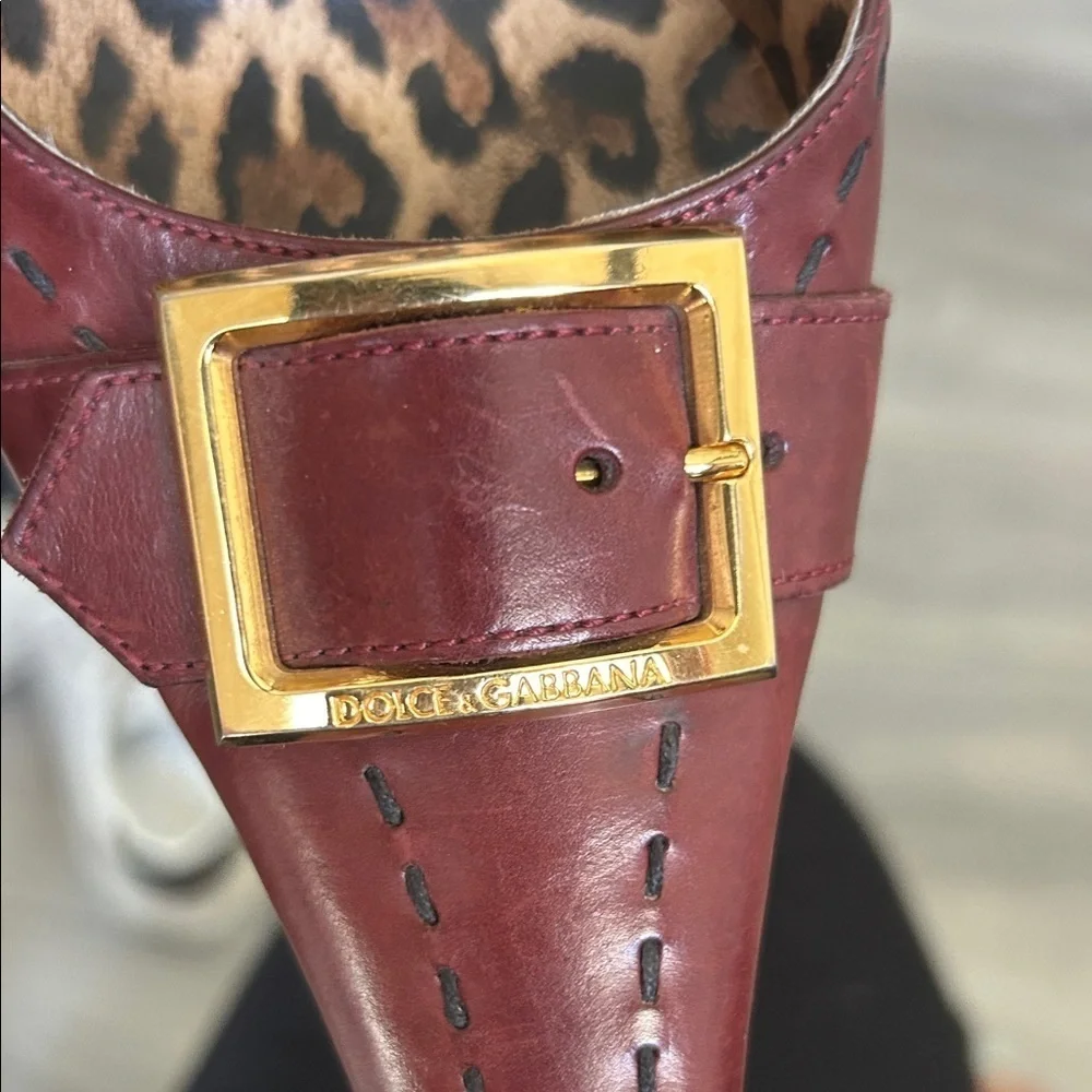 Dolce & Gabbana Vintage Brown Burgundy Women's Pointy Shoes with Gold Buckle